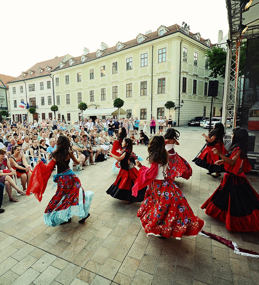 The cultural summer and castle festival